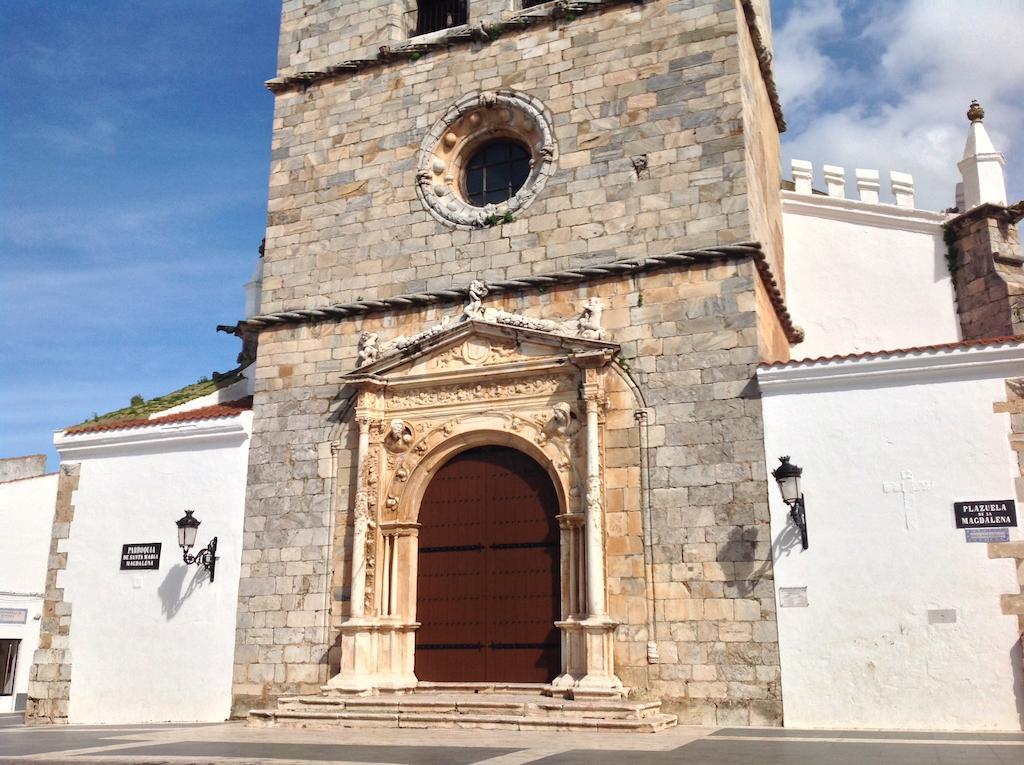 Hostal Los Amigos Olivenza Exterior foto